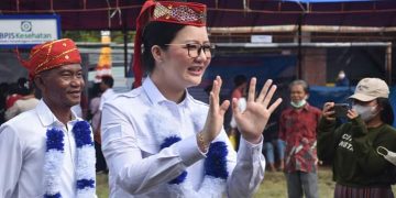 Bupati Verna Launching Desa Digital Di Bunga Desa Meko