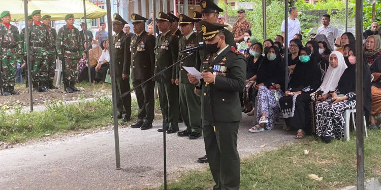 Dandim Poso Pimpin Upacara Pemakaman Militer Letda Jefri Ngau