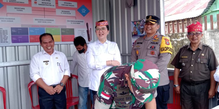 Verna Ajak Warga Aktifkan Siskamling