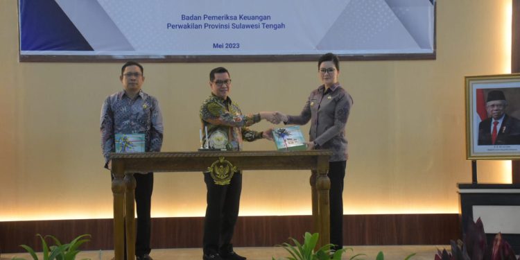 Lagi, Pemkab Poso Terima Opini WTP Dari BPK RI