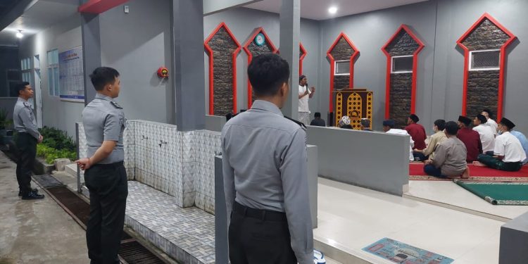 Ciptakan Rasa Aman Saat Beribadah, LPKA Palu Laksanakan Pengamanan Ibadah Sholat Tarawih
