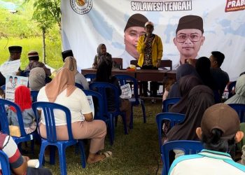 Enam Tahun Pasca Bencana, Penyintas Sigi Keluhkan Masih Tinggal di Huntara ke Ahmad Ali
