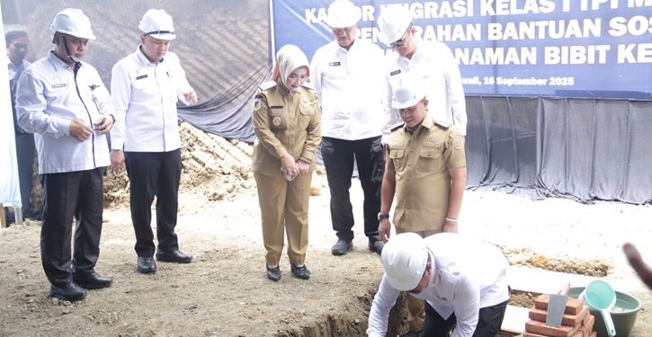 Kunjungan Kerja di Sulawesi Tengah, Menteri IMIPAS Letakkan Batu Pertama Pembangunan Kantor Imigrasi Morowali