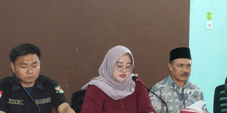 Tim Medis RSUP Wahidin Makassar Diterjunkan Tangani Korban Keracunan Massal di Bangkep