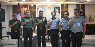 Perkuat Sinergi Hukum dan Pertahanan, Kakanwil Kemenkum Sulteng Temui Pangdam XXIII/Palaka