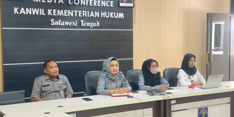 Tembus Nasional! Hanya 17 se-Indonesia, BSK Hukum Kanwil Kemenkum Sulteng Raih Penghargaan AIEK 2025 Kategori Unggul