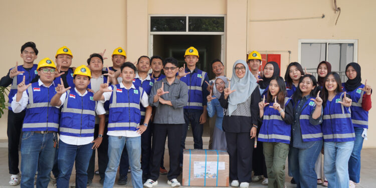 Solusi Efisien Pengecekan Seragam, Mahasiswa Teknik Logistik UPER Rancang Alat Ukur Presisi